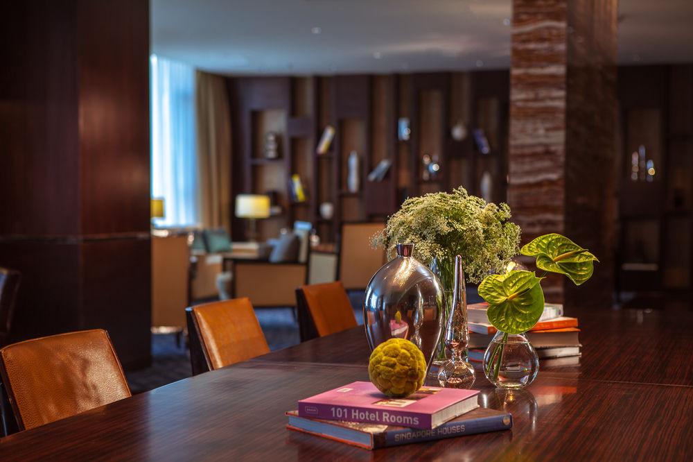 Renaissance Tianjin Lakeview Hotel מראה חיצוני תמונה