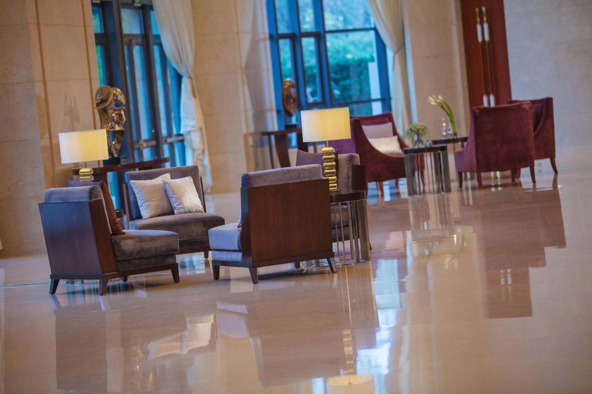 Renaissance Tianjin Lakeview Hotel מראה חיצוני תמונה