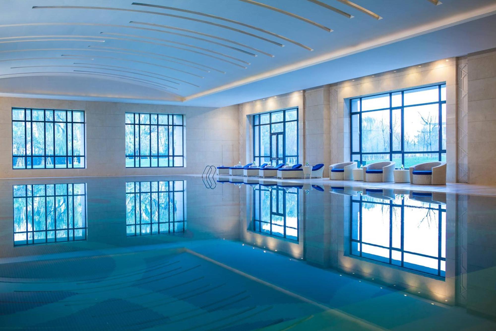 Renaissance Tianjin Lakeview Hotel מראה חיצוני תמונה