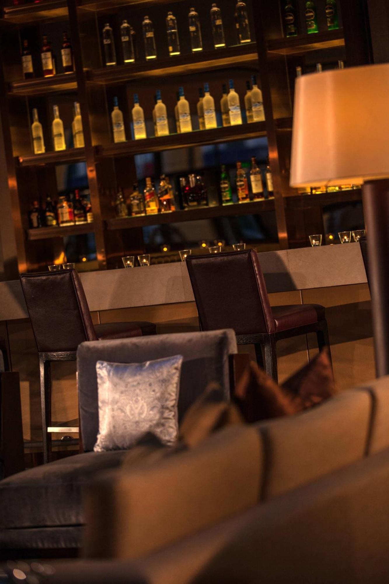 Renaissance Tianjin Lakeview Hotel מראה חיצוני תמונה