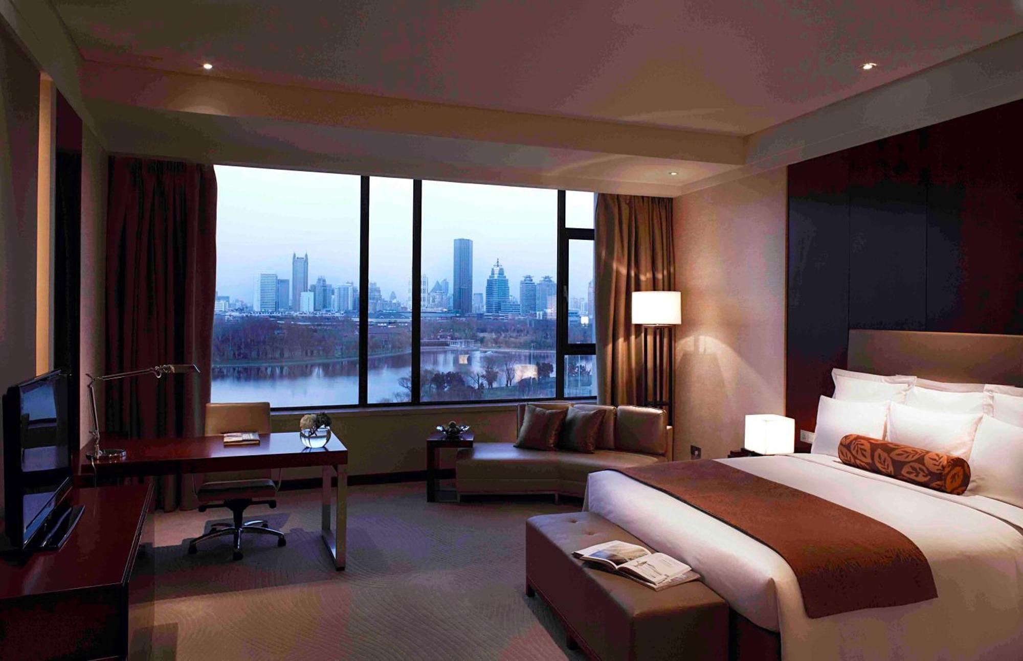 Renaissance Tianjin Lakeview Hotel מראה חיצוני תמונה